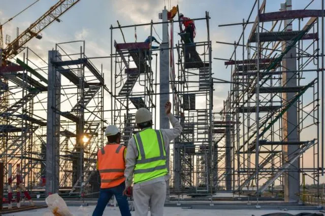 Czym kierować się przy wyborze rusztowania budowlanego?